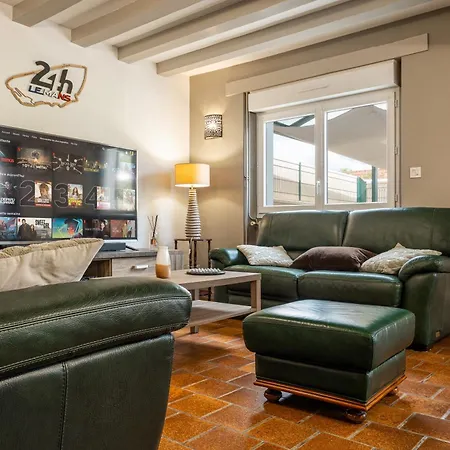 別荘 A 300m Du Virage De - Maison 8 Pers Avec Exterieur Et Parking ミュルザンヌ